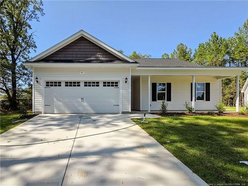 40 Quarter Ct, Spring Lake, NC, 28390-8517 | Card Image