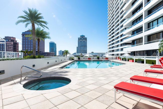 APT-27E - 529 S Flagler Dr, Condo with 2 bedrooms, 3 bathrooms and null parking in West Palm Beach FL | Image 31