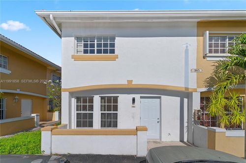 apt-701-365 Nw 109th Ave, Miami, FL, 33172-5210 | Card Image