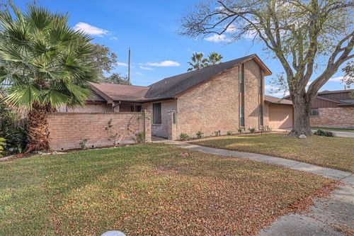 5518 Sarazen Dr, Corpus Christi, TX, 78413-2921 | Card Image