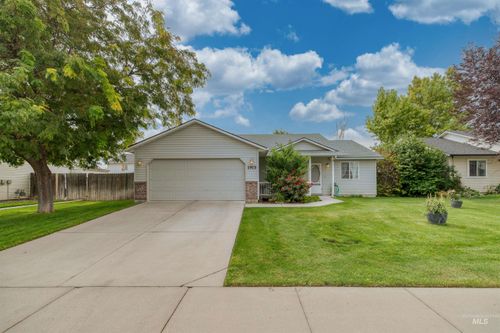 1915 W Mountain Pointe Ave, Nampa, ID, 83651-5018 | Card Image