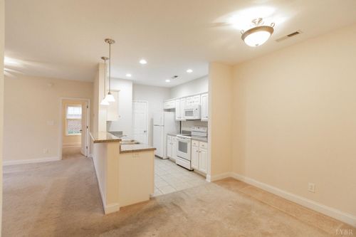 unit-104-206 Capstone Dr, Lynchburg, VA, 24502-5166 | Card Image