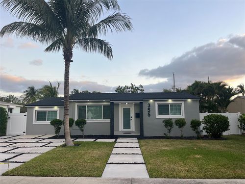 355 Maddock St, West Palm Beach, FL, 33405-4659 | Card Image