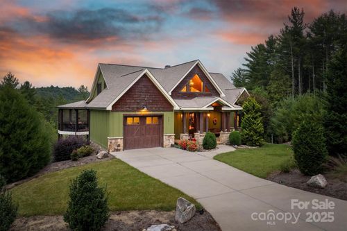 114115-5378 Oak Crest Ln, Lenoir, NC, 28645-6787 | Card Image