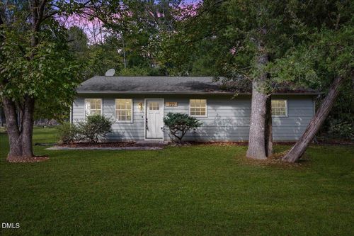 809 Felicia St, Durham, NC, 27704-1351 | Card Image