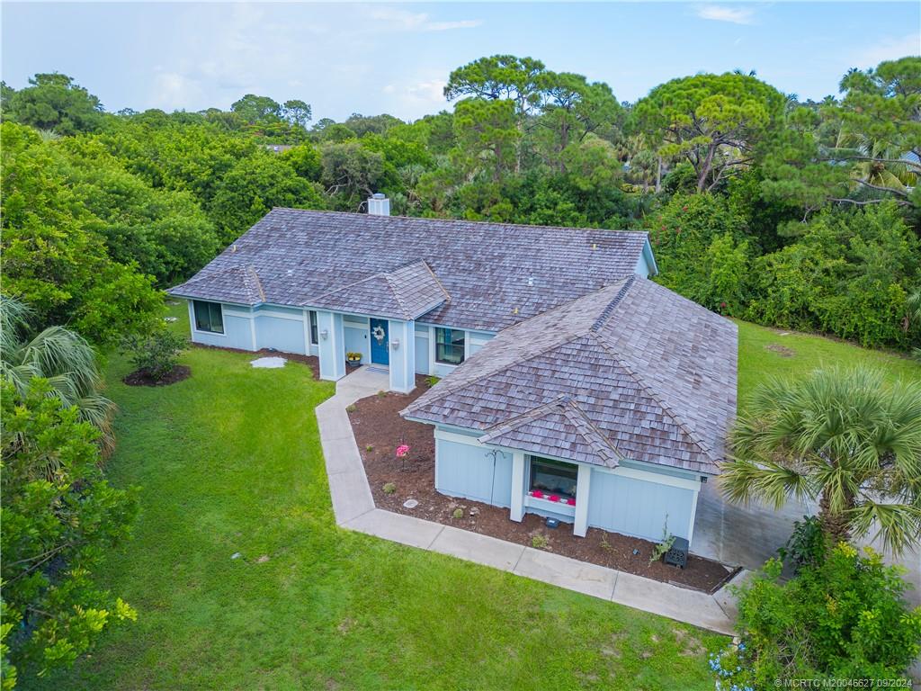 Stokes Ter, Jensen Beach, FL 34957