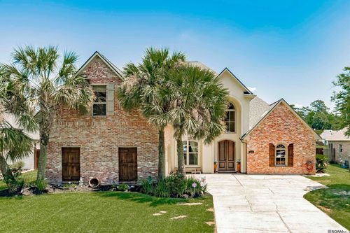 18120 Manning Dr, Prairieville, LA, 70769-5673 | Card Image