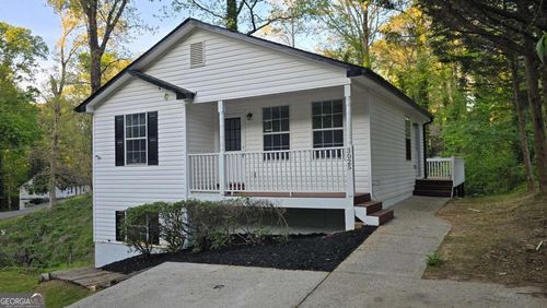 3025 Mangum Dr, Cumming, GA, 30041-9079 | Card Image