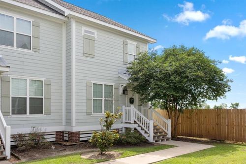 1220 Pithon St, Lake Charles, LA, 70601-5295 | Card Image