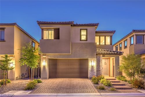 175 Medianoche Street, Las Vegas, NV, 89138 | Card Image