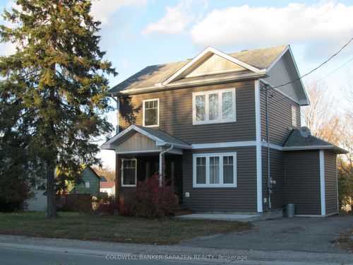 20 Burnstown Rd, White Lake, ON, K0A3L0 | Card Image