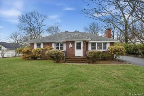 17 Academy Ave, Sparrow Bush, NY, 12780-5533 | Card Image