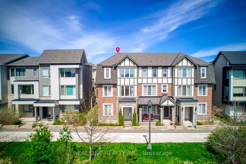 11-3256 Charles Fay Pass, Oakville, ON, L6M1S2 | Card Image