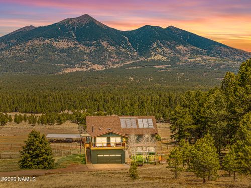 6610 N Snow Bowl Rd, Flagstaff, AZ, 86001-8225 | Card Image