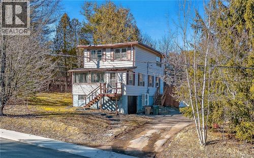 3080 Westfield Rd, Saint John, NB, E2M6T9 | Card Image