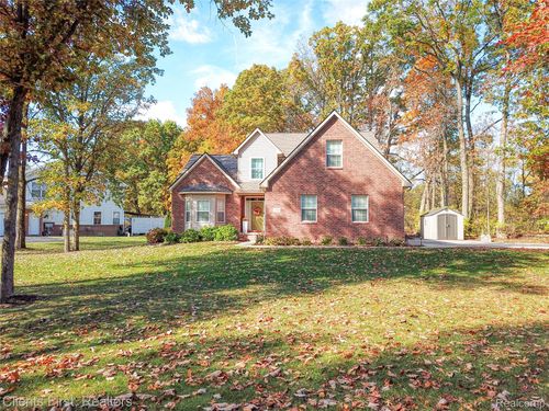 1291 Courtney Ct, Hartland, MI, 48353-3459 | Card Image