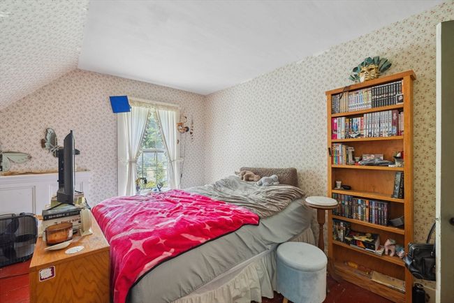 37 High St, House other with 4 bedrooms, 4 bathrooms and 10 parking in Bradford NH | Image 17