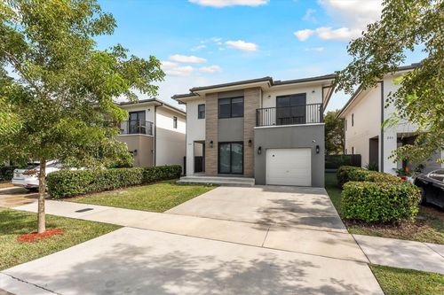 230 Nw 11th Ct, Florida City, FL, 33034-3417 | Card Image