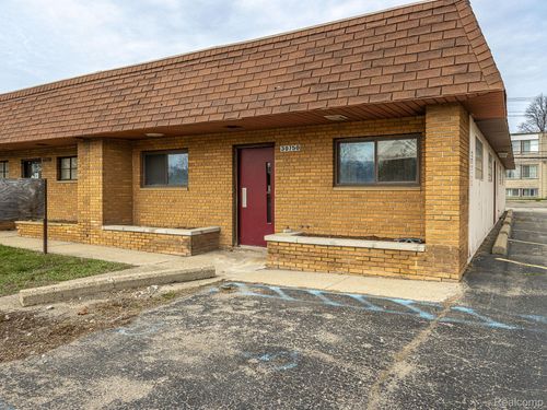30750 Ford Rd, Garden City, MI, 48135-1803 | Card Image