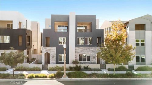 106 Culture, Irvine, CA, 92618-1466 | Card Image
