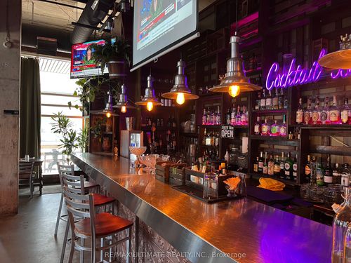 905 King St W, Toronto, ON, M6K3G9 | Card Image