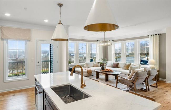 UNIT-109 - 2 Stratton Dr, Condo with 1 bedrooms, 1 bathrooms and 2 parking in Woburn MA | Image 7