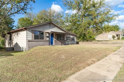 505 W 8th Avenue, House other with 4 bedrooms, 1 bathrooms and null parking in Bristow OK | Image 2