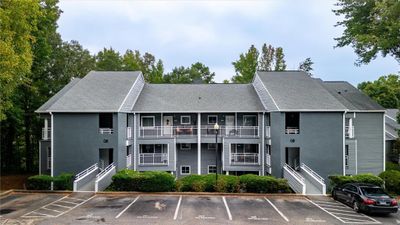 809 Northlake Drive, Condo with 2 bedrooms, 2 bathrooms and null parking in Anderson SC | Image 1