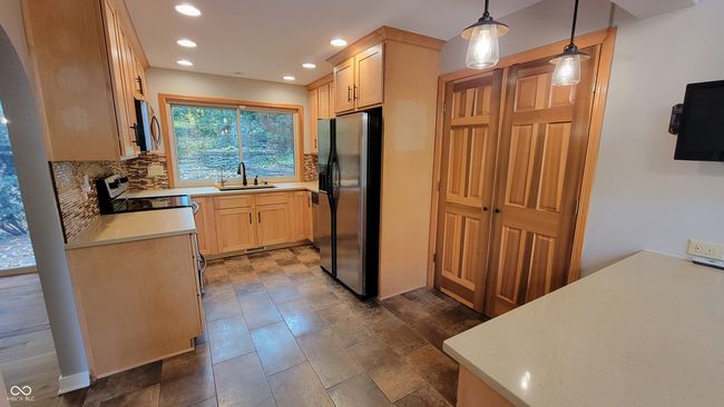 10801 Cyntheanne Rd, House other with 4 bedrooms, 3 bathrooms and null parking in Fortville IN | Image 12