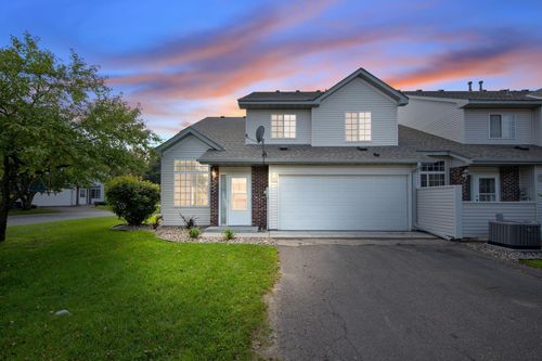 3635 Genevieve Ave N, Oakdale, MN, 55128-3070 | Card Image
