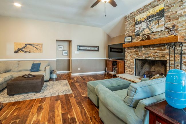 2124 Ridgecliff Dr, House other with 4 bedrooms, 2 bathrooms and null parking in Keller TX | Image 4