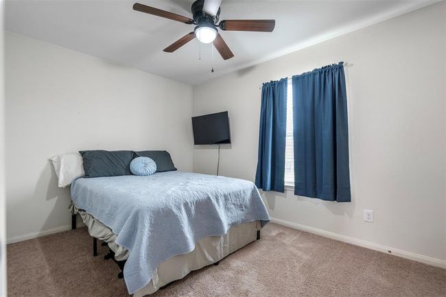 Bedroom 2 outlooking backyard | Image 21