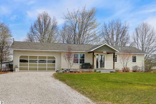 1784 Lloyd Lane, Traverse City, MI, 49686 | Card Image