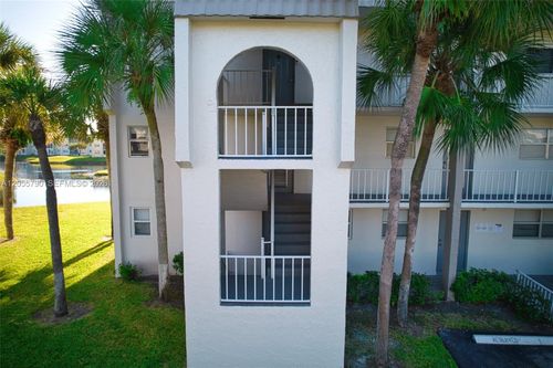 201-8600 Sunrise Lakes Blvd, Sunrise, FL, 33322-1421 | Card Image