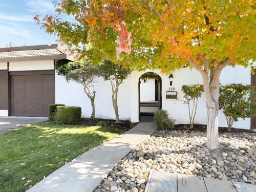 380 Las Casitas Ct, Sonoma, CA, 95476 | Card Image
