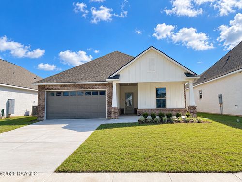 102 Crescent Row, Broussard, LA, 70518 | Card Image