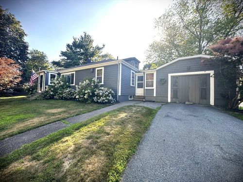 1 Park St, Middleboro, MA, 02346-2037 | Card Image