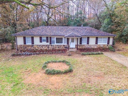 421 19th Ter Ne, CENTER POINT, AL, 35215-5011 | Card Image