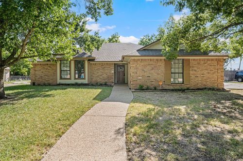 209 Bonham Dr, Hewitt, TX, 76643-3141 | Card Image