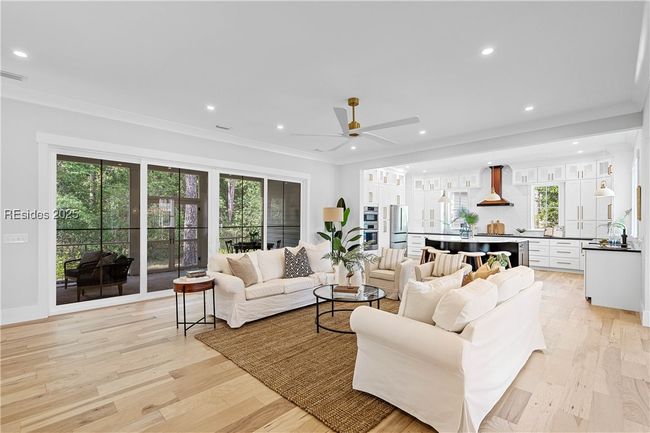 Family Room | Image 16