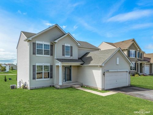 2342 Winterthur Grn, Yorkville, IL, 60560-7100 | Card Image