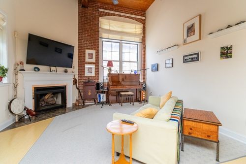 225-3 S Stone Mill Dr, Dedham, MA, 02026-2988 | Card Image