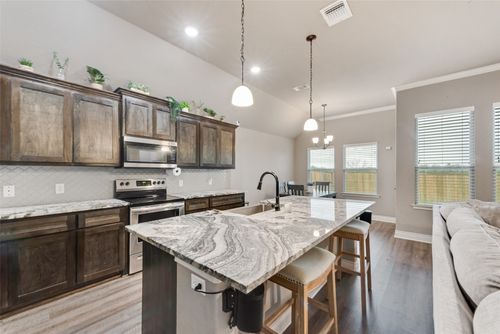 107 Apache Dr, Greenville, TX, 75402-2824 | Card Image