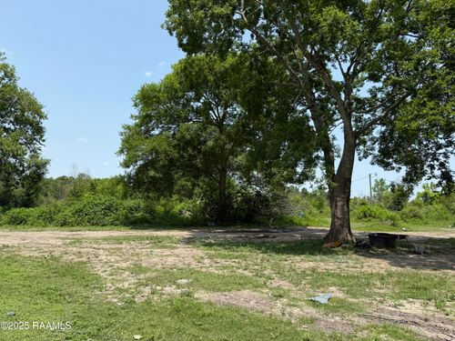 295 Jim Guillory Rd, Opelousas, LA, 70570-2438 | Card Image