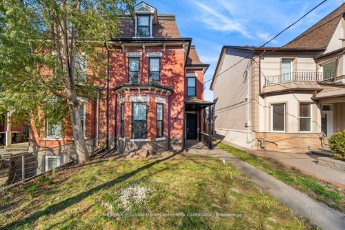 a-208 Dovercourt Rd, Toronto, ON, M6J3C8 | Card Image