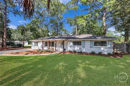 111 Carlton Rd, Savannah, GA, 31410-4303 | Card Image