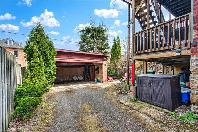 204 Herkimer St, Home with 5 bedrooms, 4 bathrooms and 2 parking in Hamilton ON | Image 39
