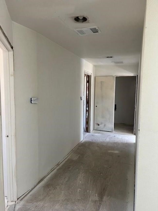 144 Sunset St, House other with 3 bedrooms, 2 bathrooms and null parking in Whitney TX | Image 8