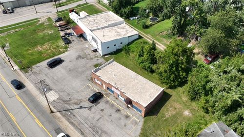 915 7th St, Parkersburg, WV, 26101-5252 | Card Image