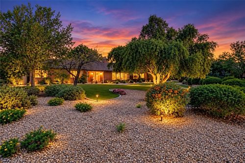2001 Silver Ave, Las Vegas, NV, 89102-2454 | Card Image